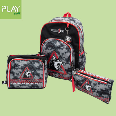 Nova linha de mochilas escolares Play by Busquets Busquets 2025